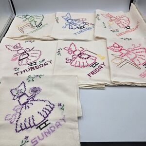 Vtg Kitchen Dish Tea Towels Embroidered Girl SunBonnet Days Of The Week 7 Pc Set